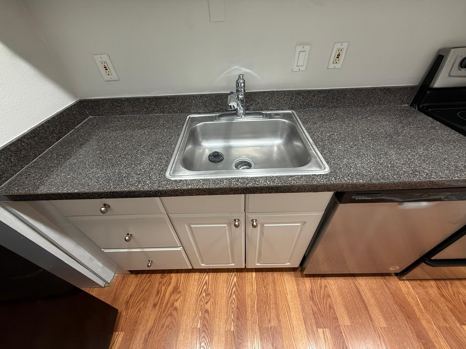 Image 12 of 20 For 4307 Michigan Street 4307