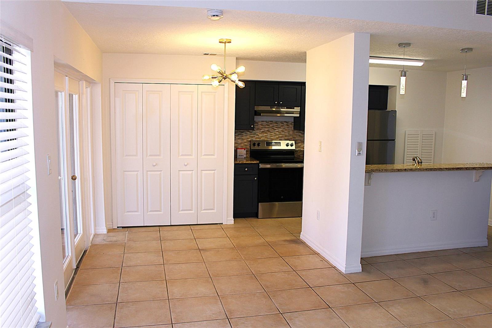 Image 10 of 25 For 4707 Chevy Place 131a2