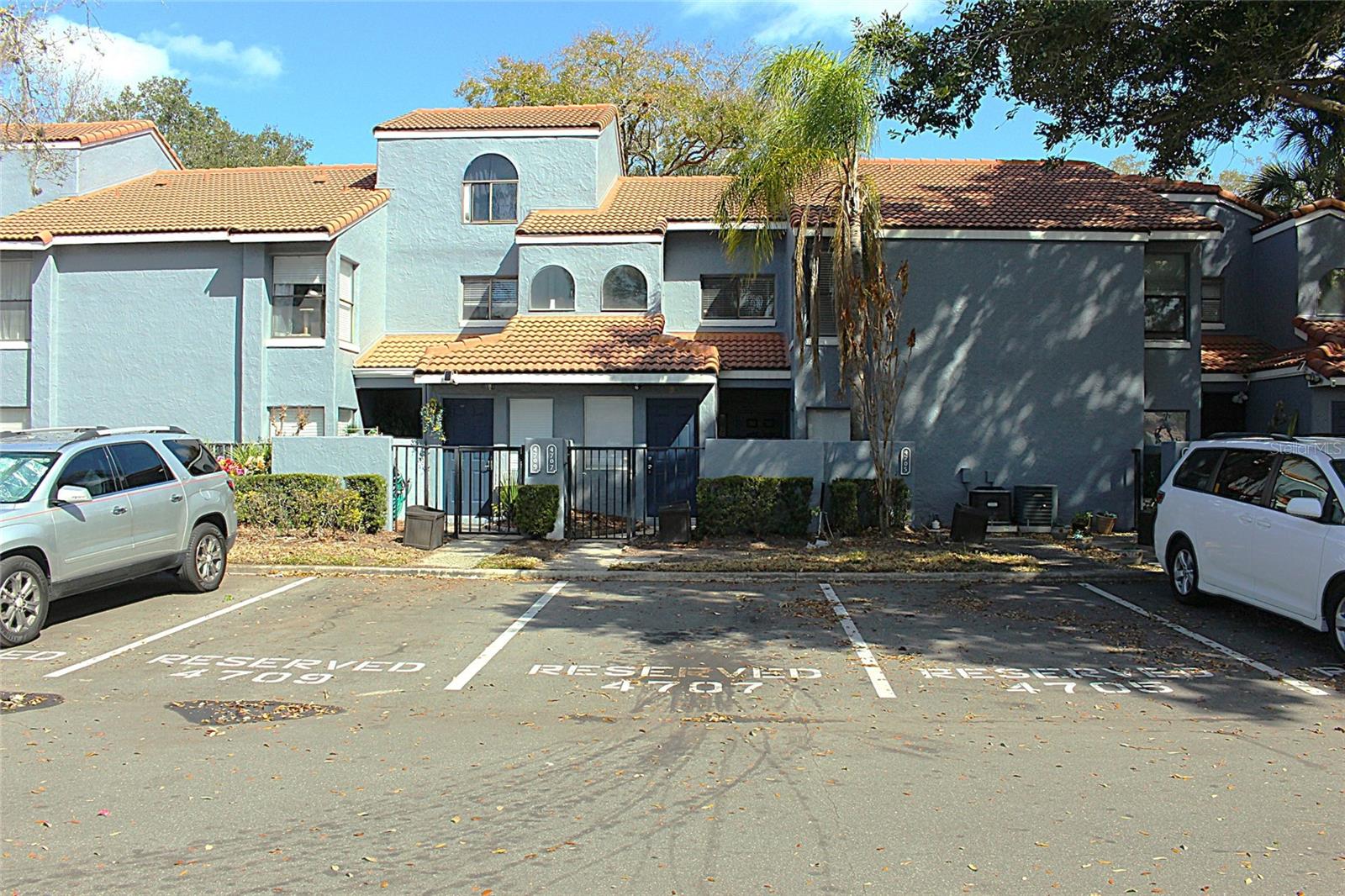 Image 2 of 25 For 4707 Chevy Place 131a2