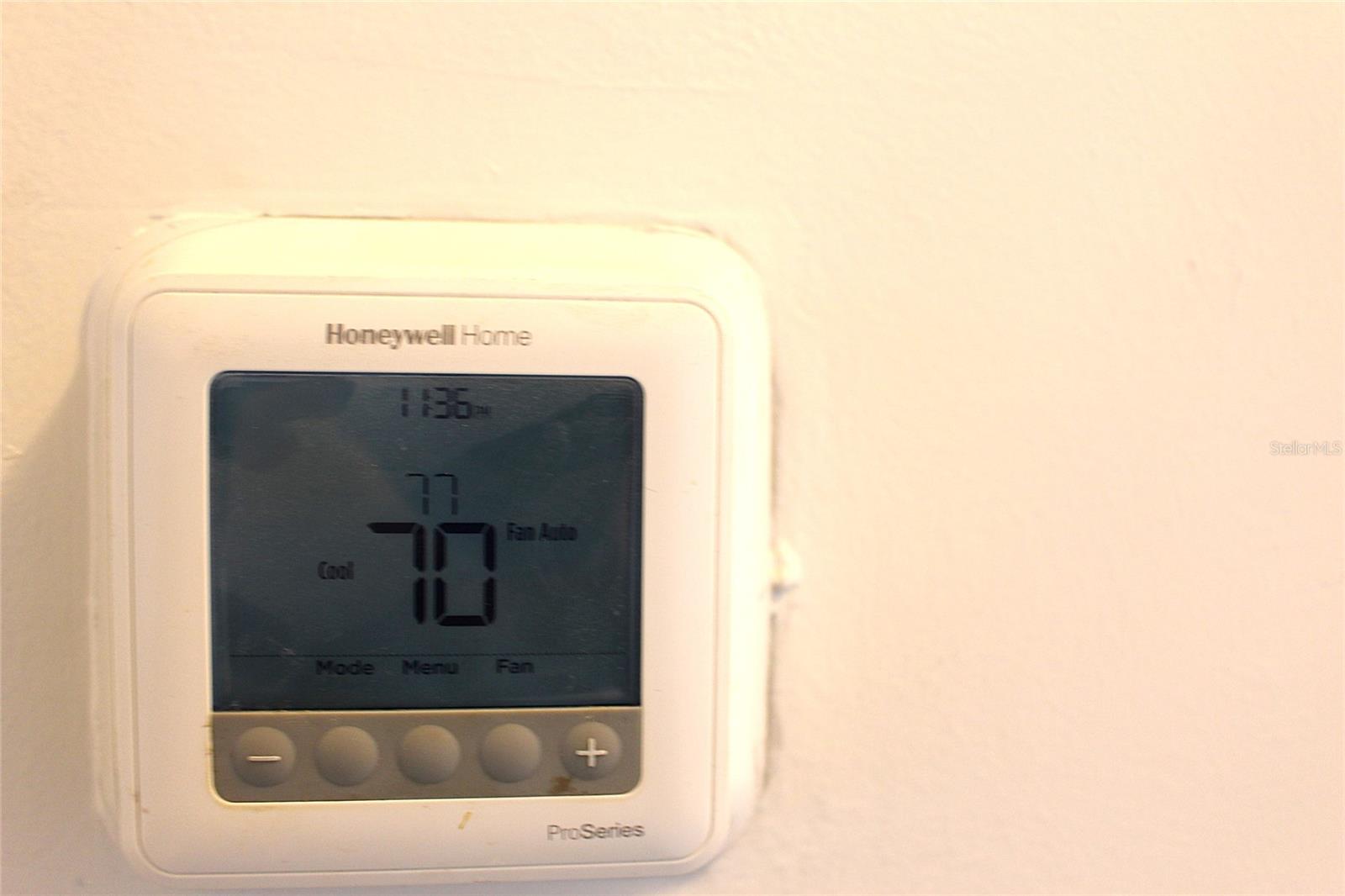 Image 21 of 25 For 4707 Chevy Place 131a2