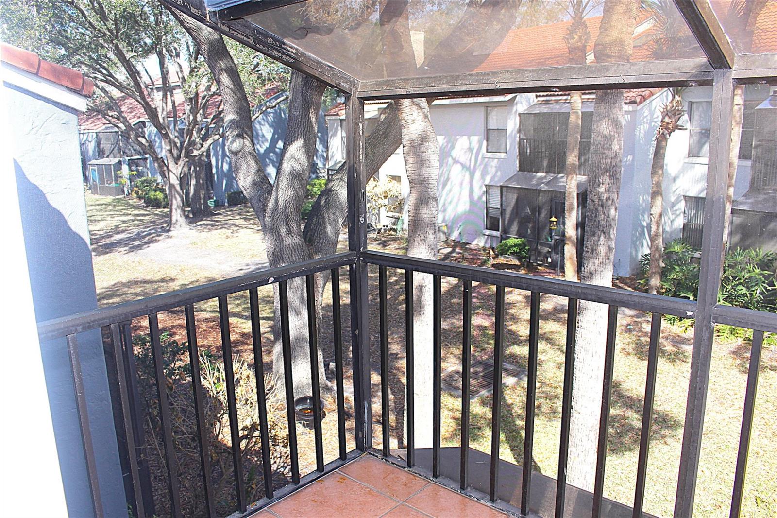 Image 9 of 25 For 4707 Chevy Place 131a2