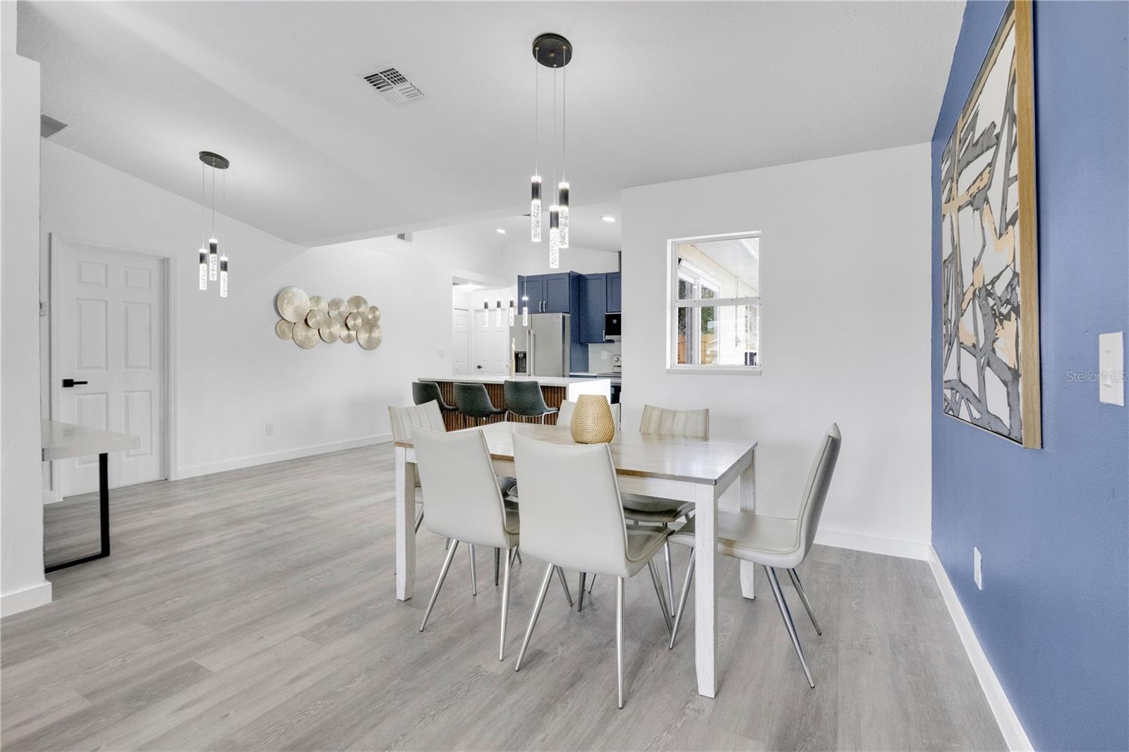 Image 12 of 38 For 1120 Dunbridge Street