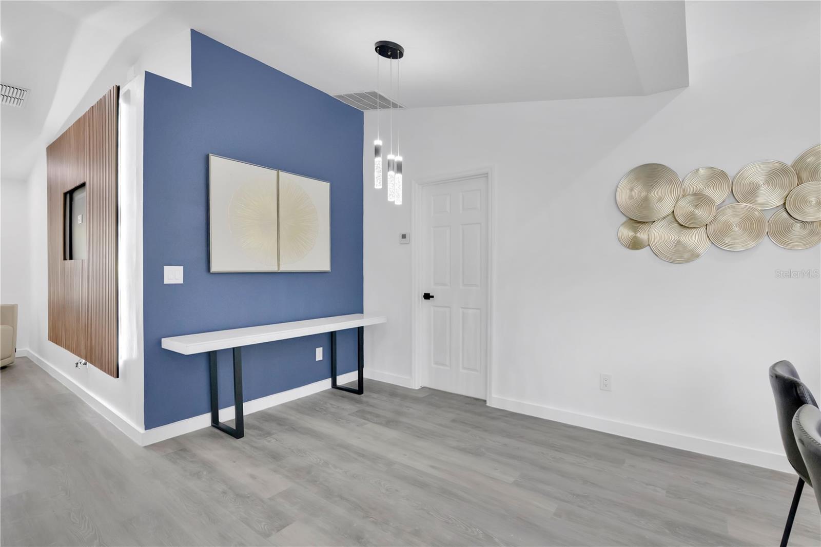 Image 13 of 38 For 1120 Dunbridge Street