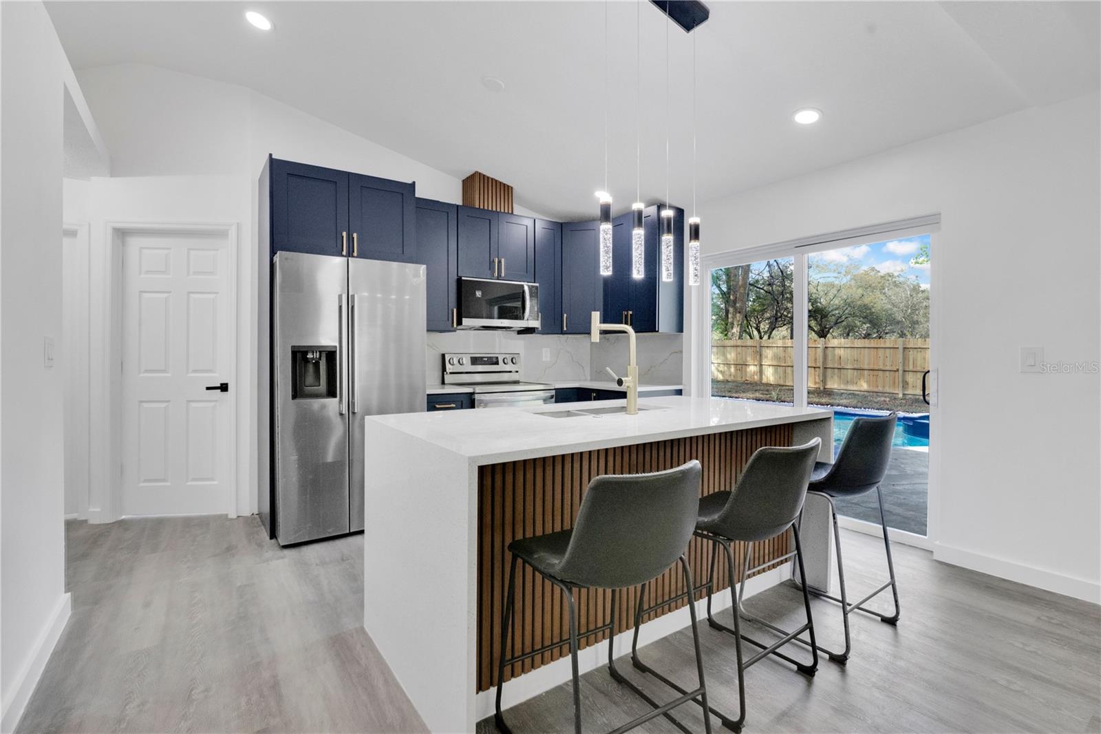 Image 15 of 38 For 1120 Dunbridge Street