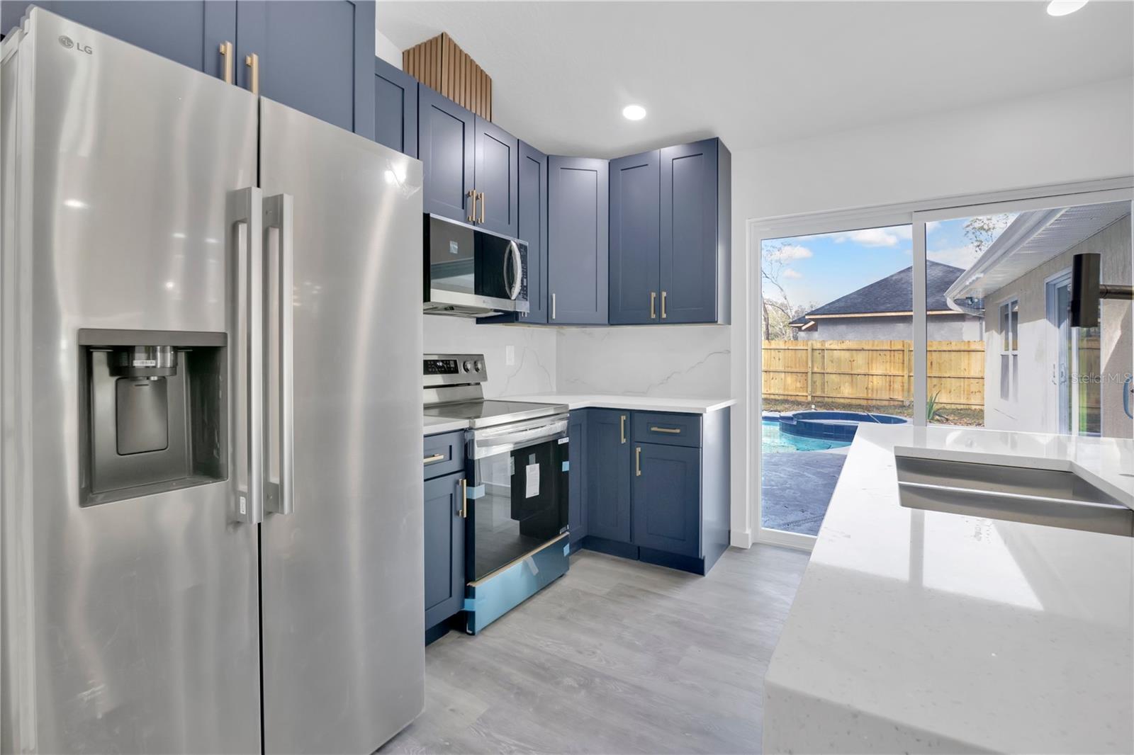 Image 16 of 38 For 1120 Dunbridge Street