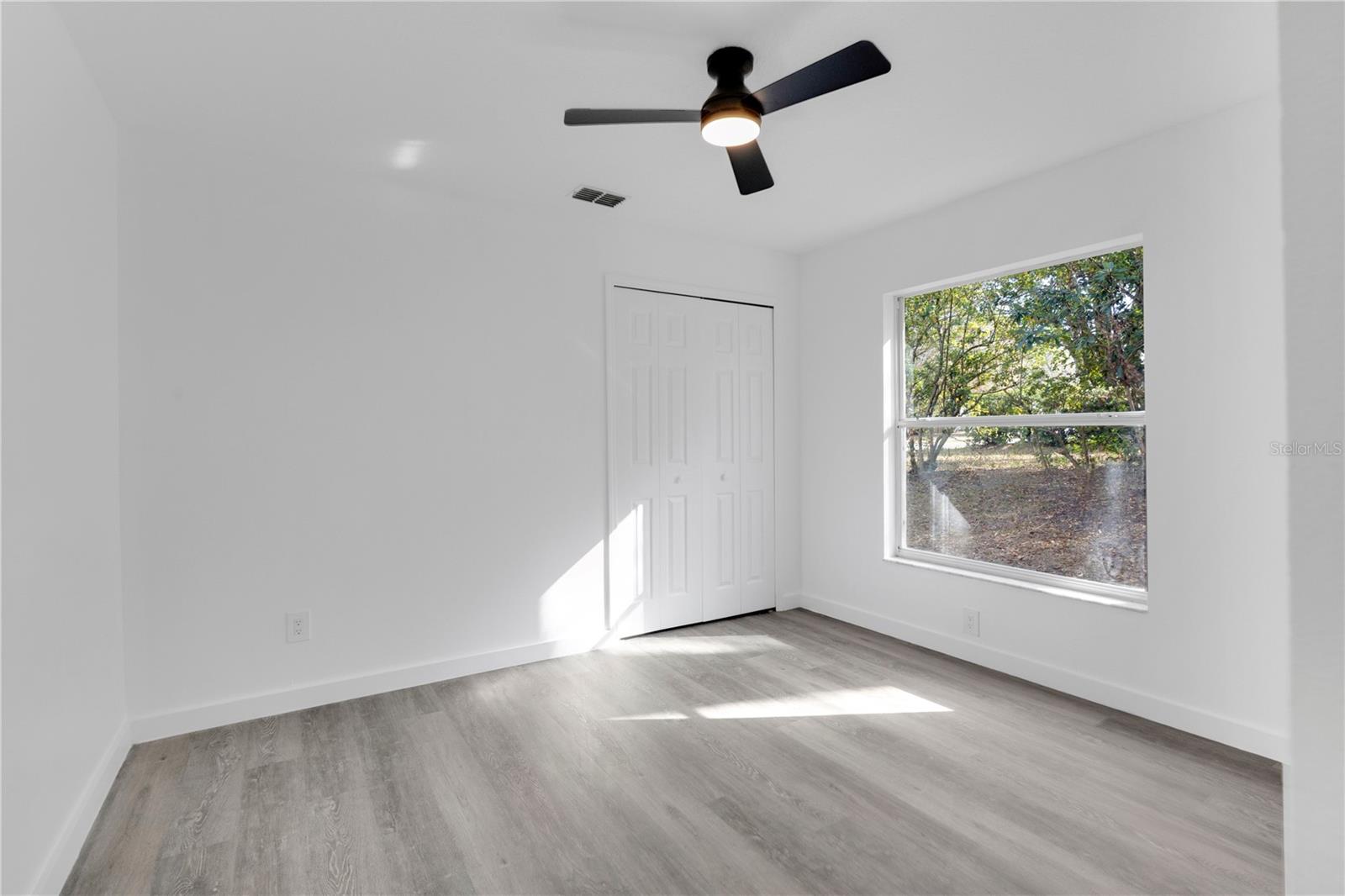 Image 26 of 38 For 1120 Dunbridge Street