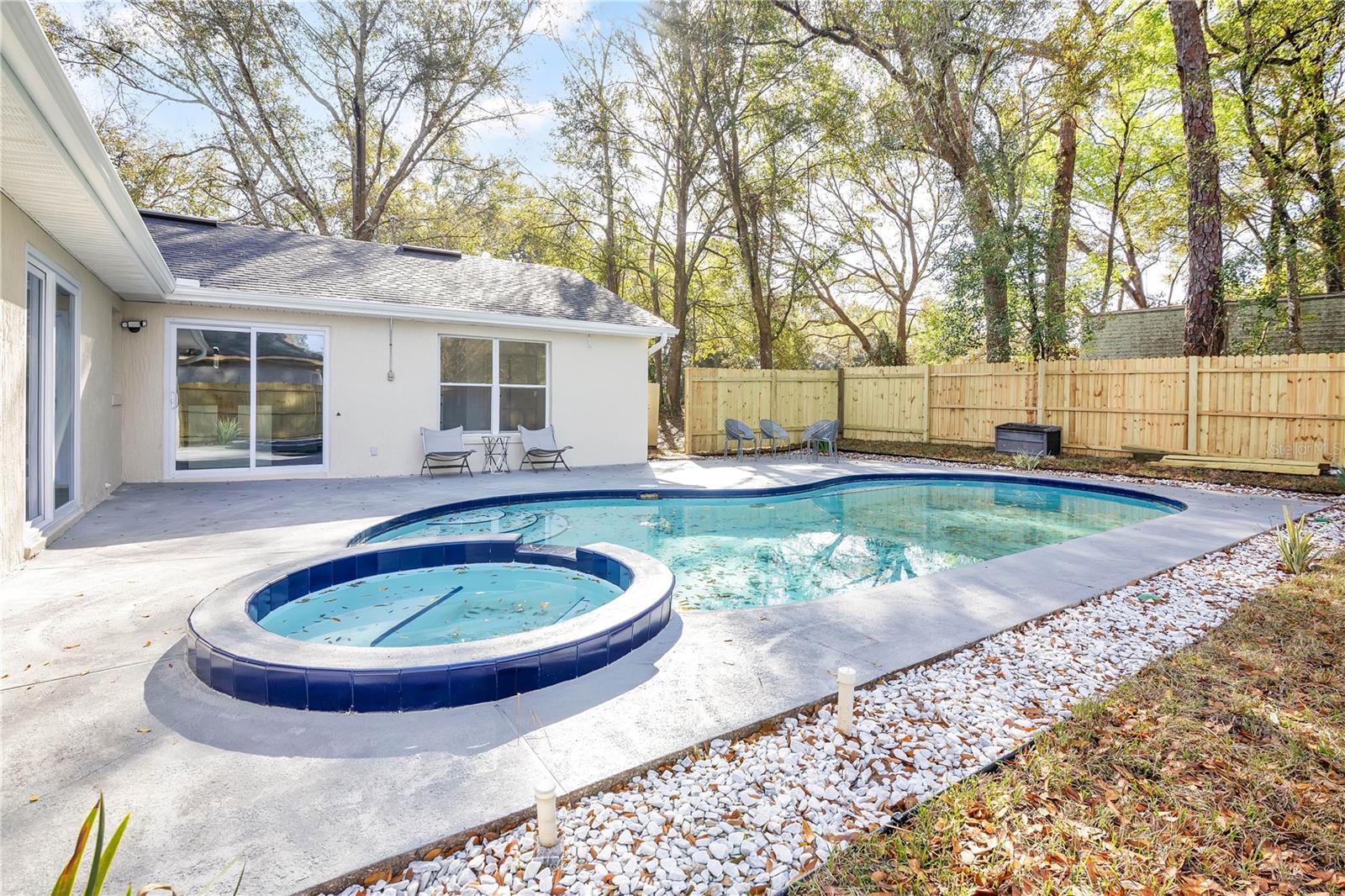 Image 31 of 38 For 1120 Dunbridge Street