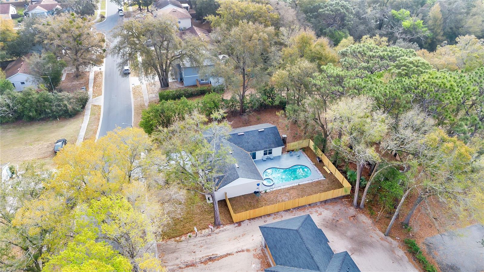 Image 35 of 38 For 1120 Dunbridge Street