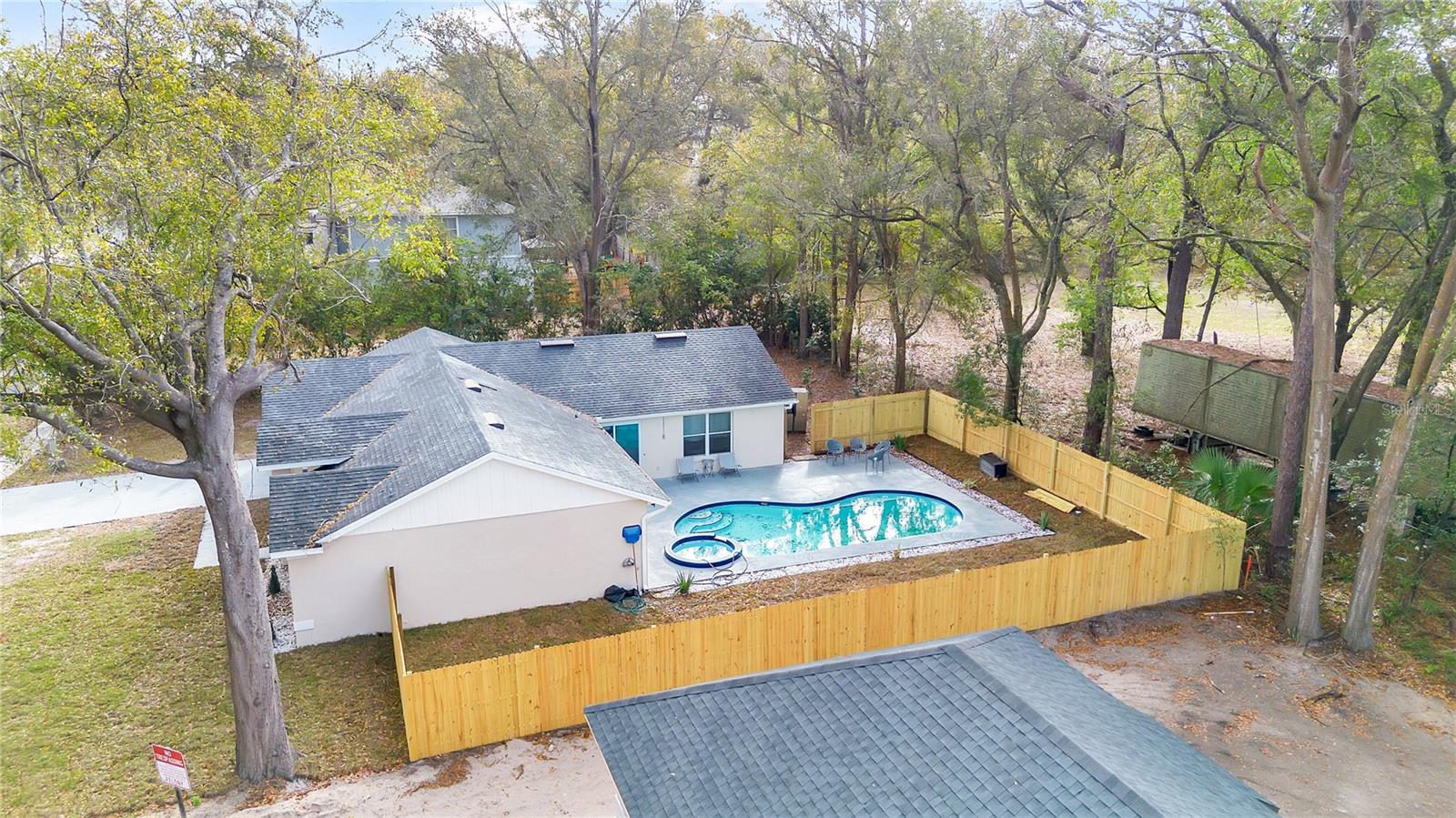 Image 36 of 38 For 1120 Dunbridge Street