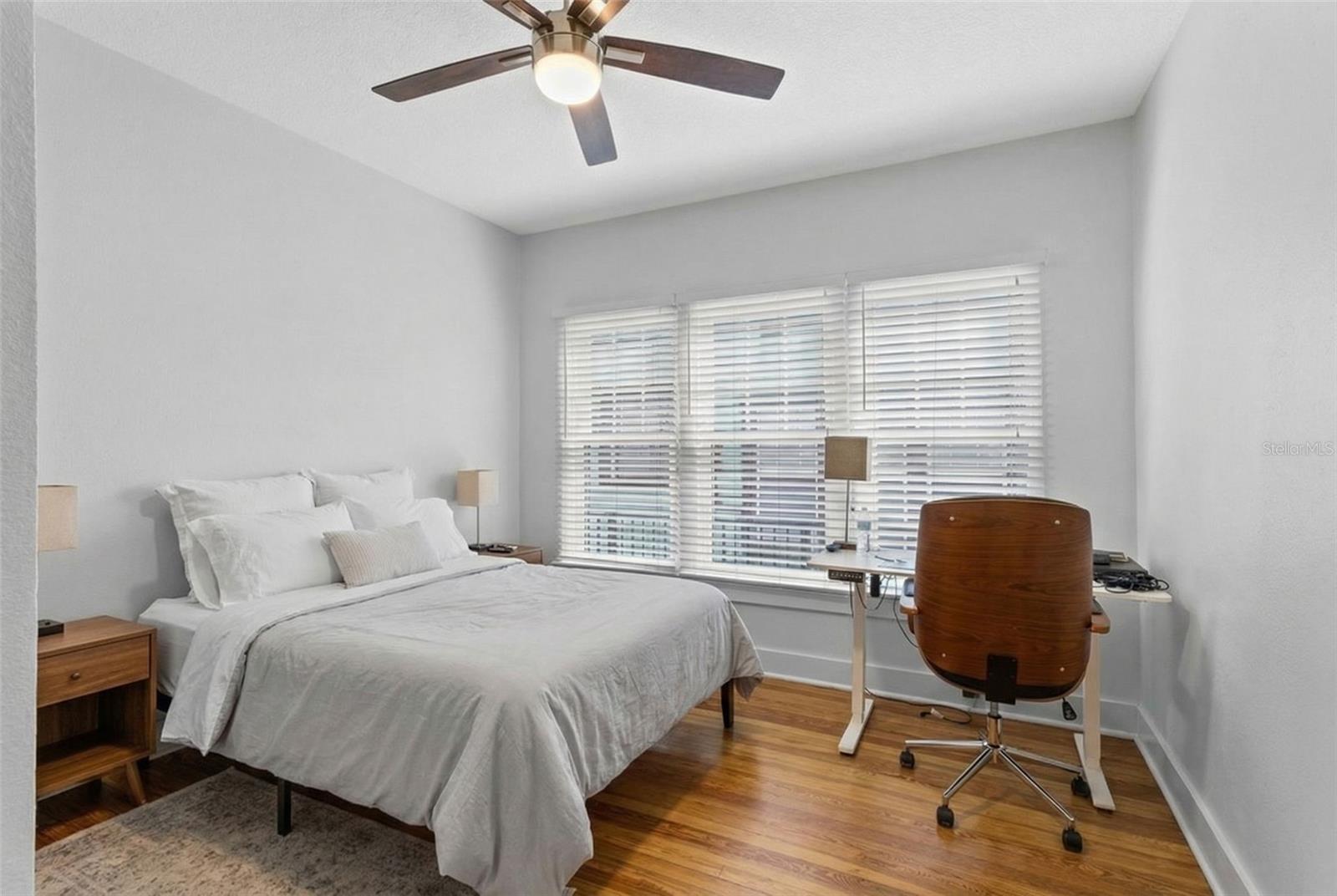 Image 27 of 31 For 1409 Amelia Street