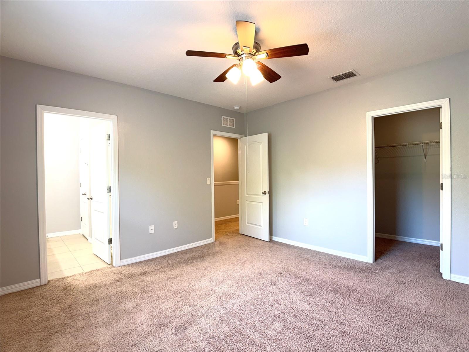 Image 15 of 35 For 447 Arbor Lakes Drive