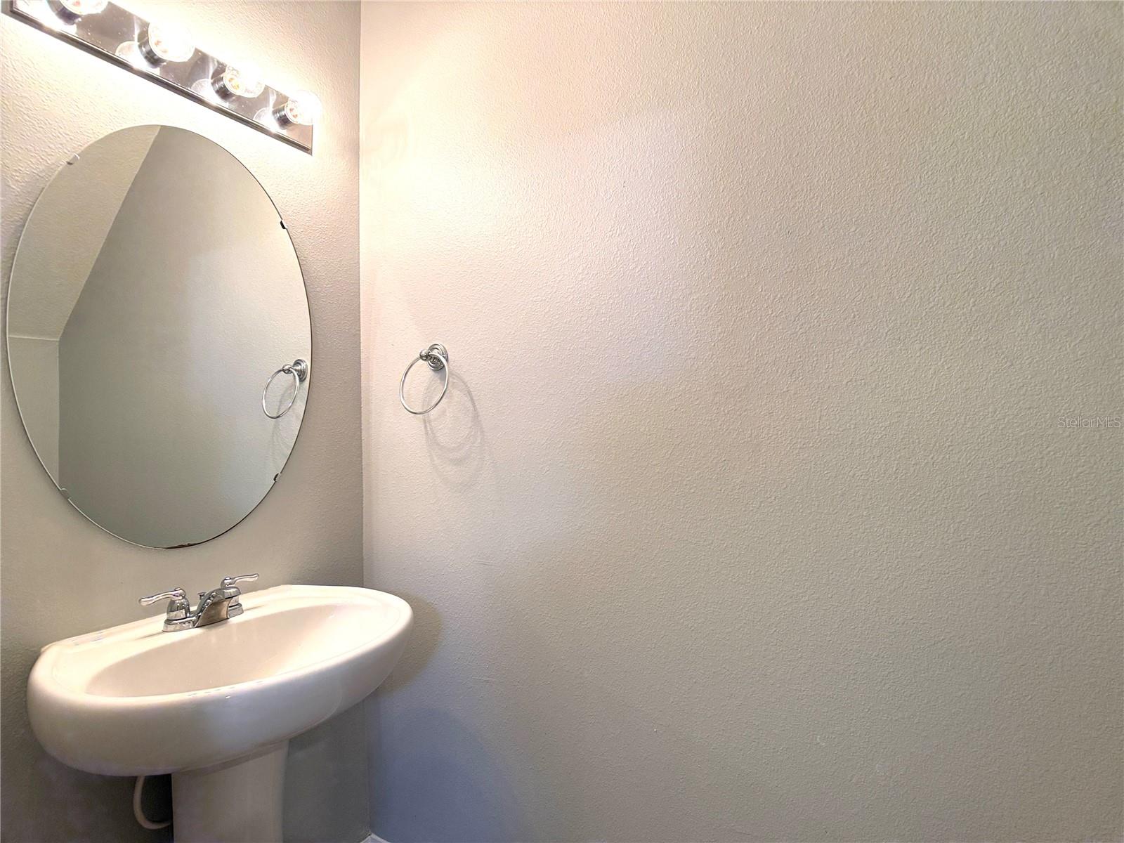 Image 9 of 35 For 447 Arbor Lakes Drive