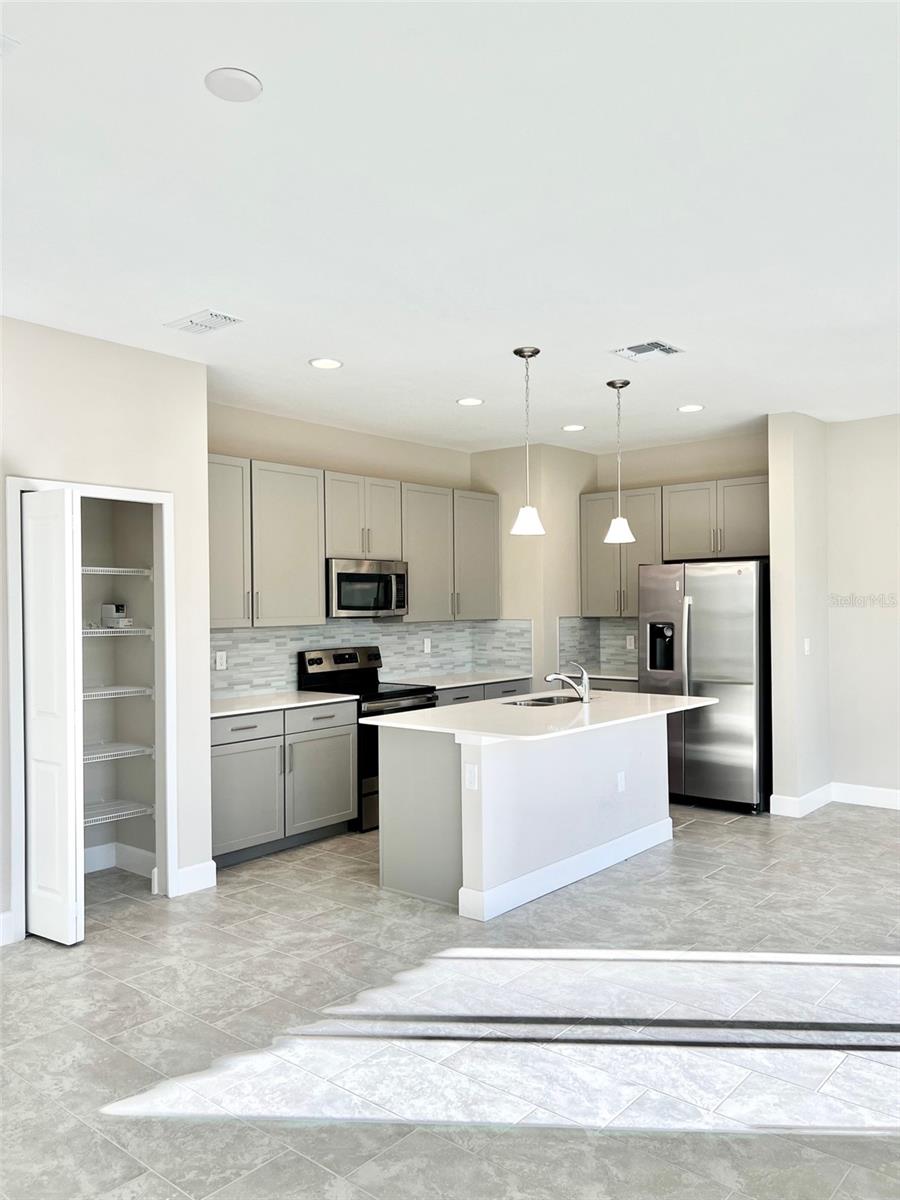 Image 7 of 25 For 1402 Captiva Cove