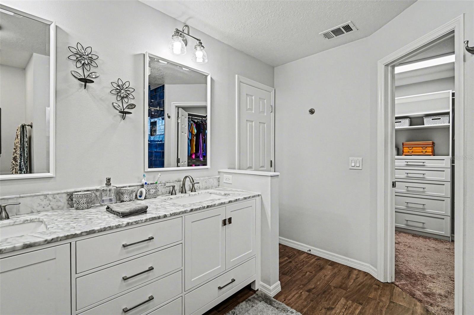 Image 12 of 29 For 4595 Saint Brides Court