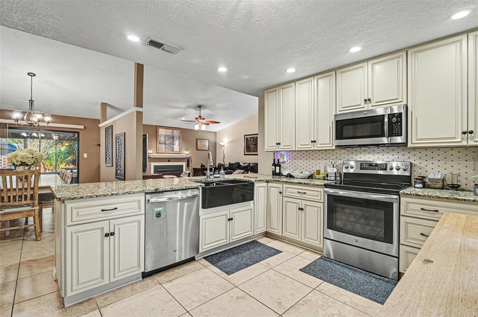 Image 24 of 29 For 4595 Saint Brides Court