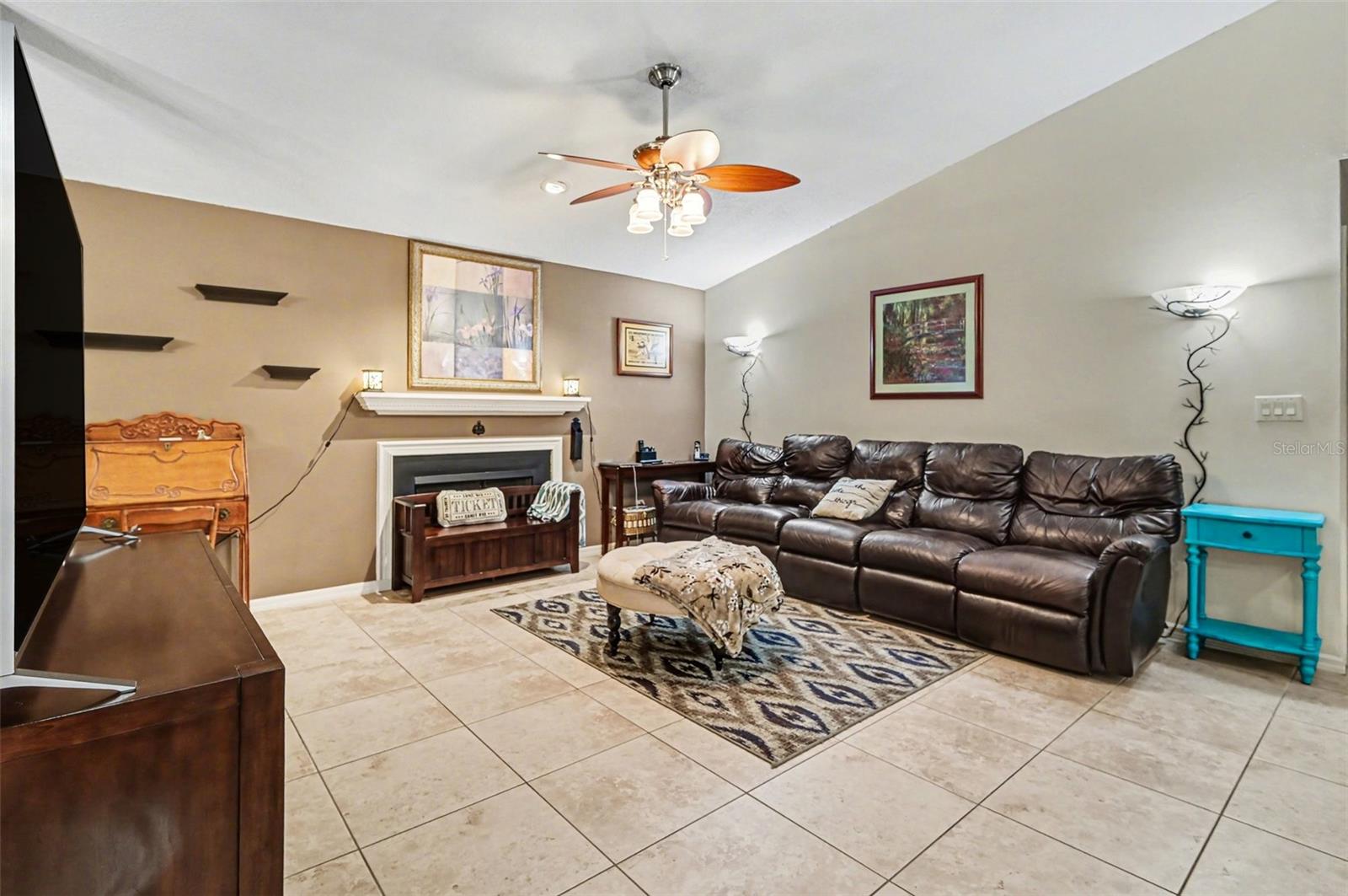 Image 5 of 29 For 4595 Saint Brides Court