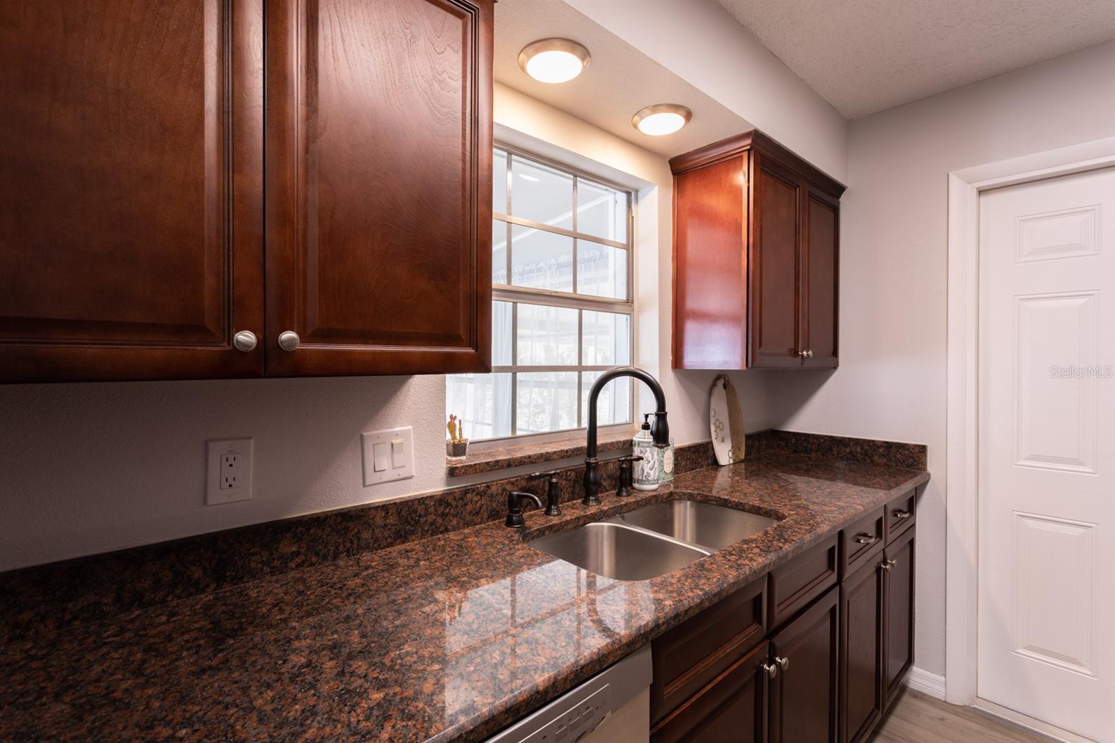 Image 11 of 42 For 1110 Fatio Road