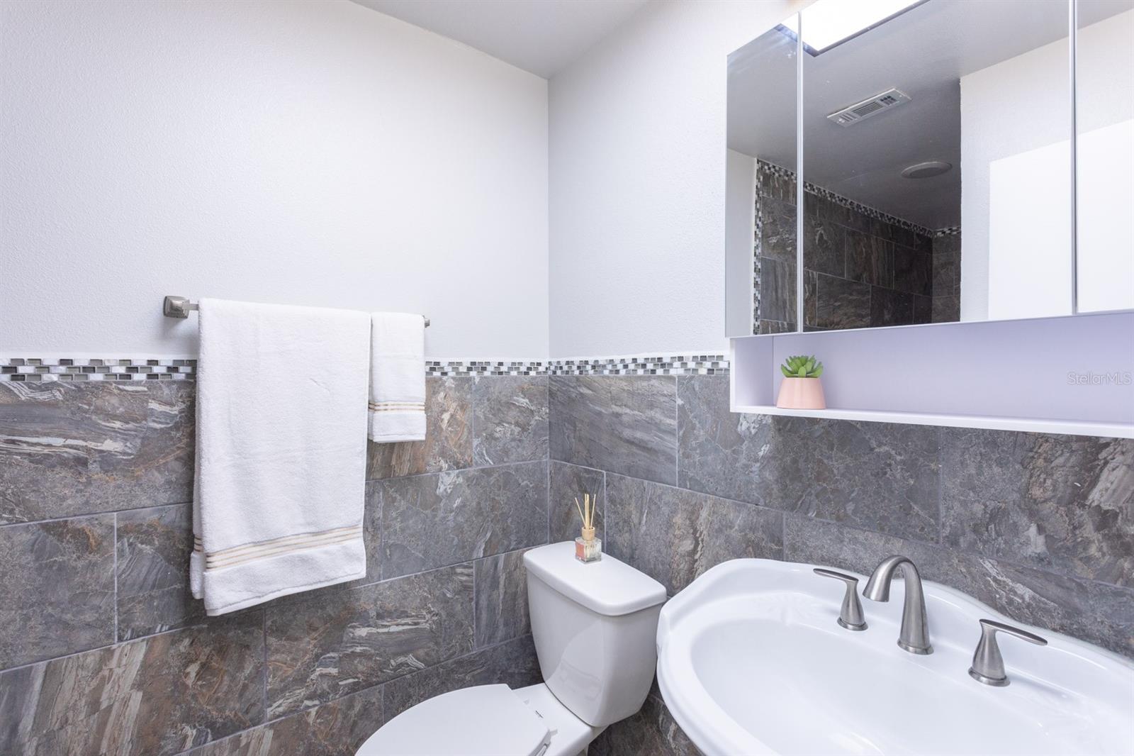 Image 19 of 42 For 1110 Fatio Road