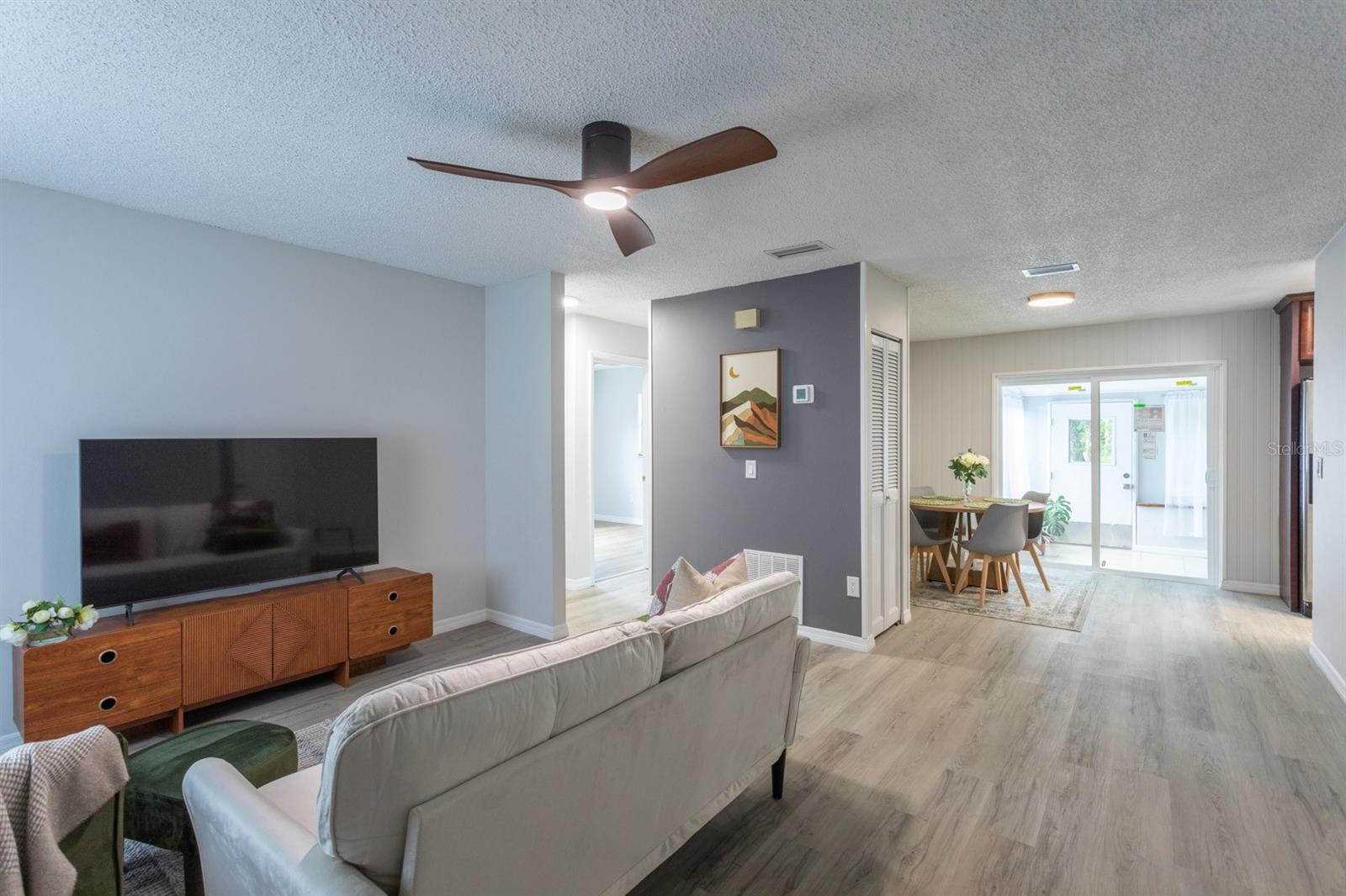 Image 3 of 42 For 1110 Fatio Road