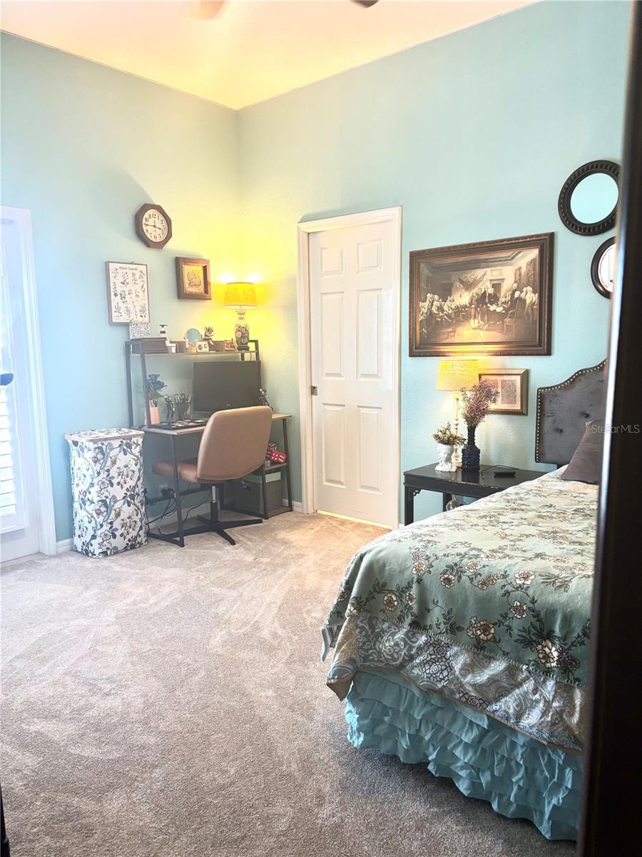 Image 37 of 40 For 615 Islebay Drive