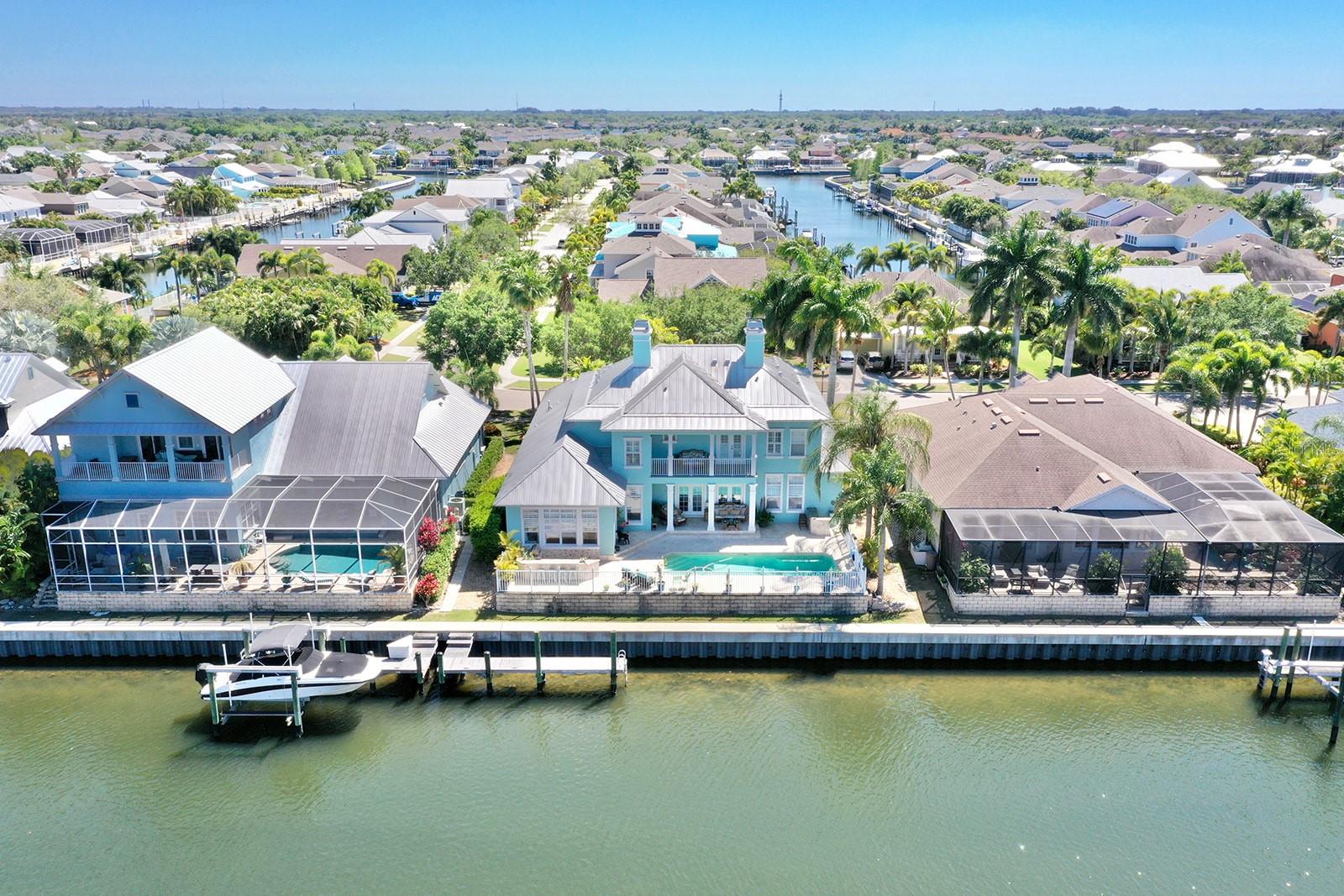 Image 4 of 40 For 615 Islebay Drive