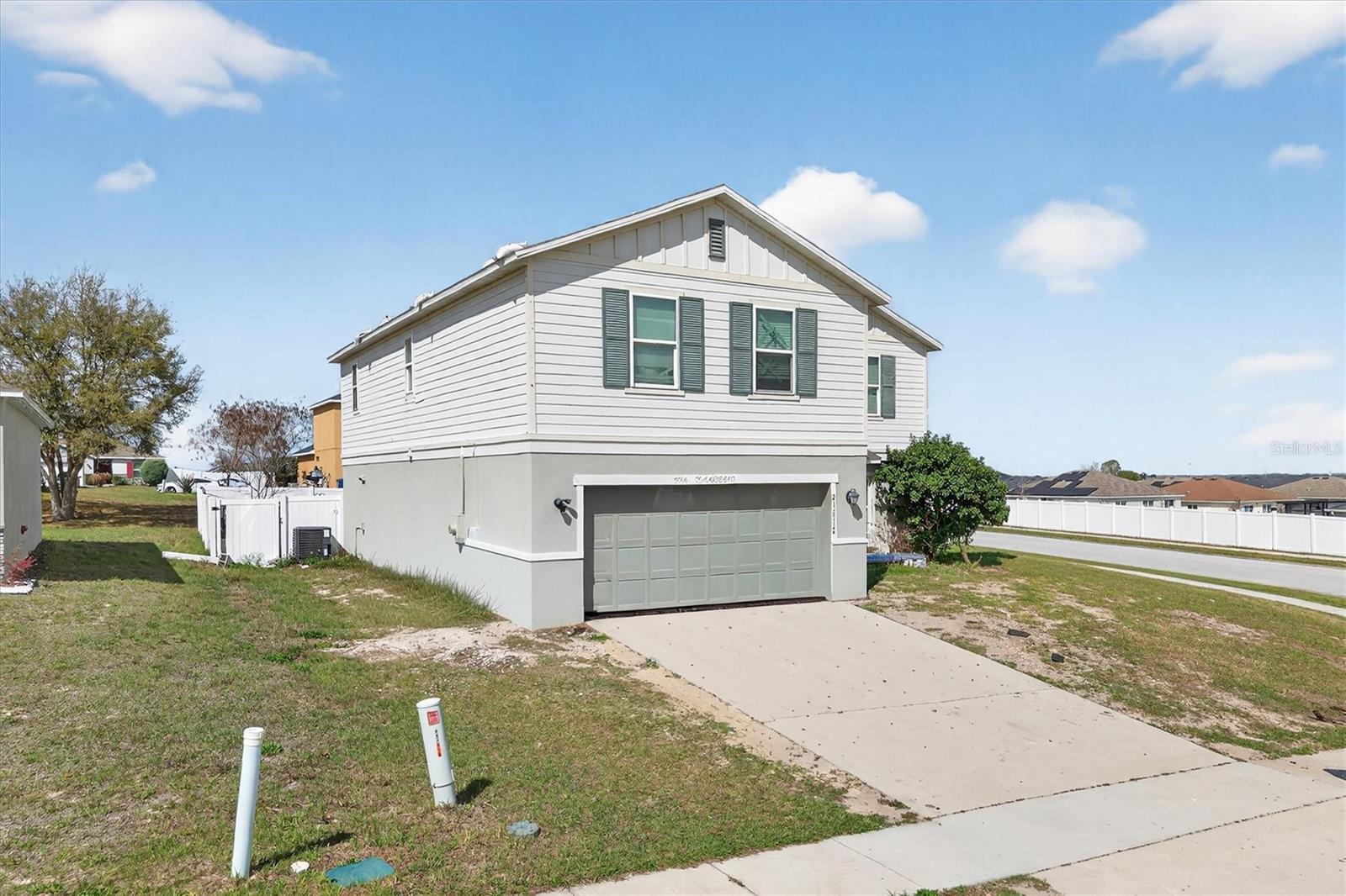 Image 4 of 33 For 2133 Ficus Street