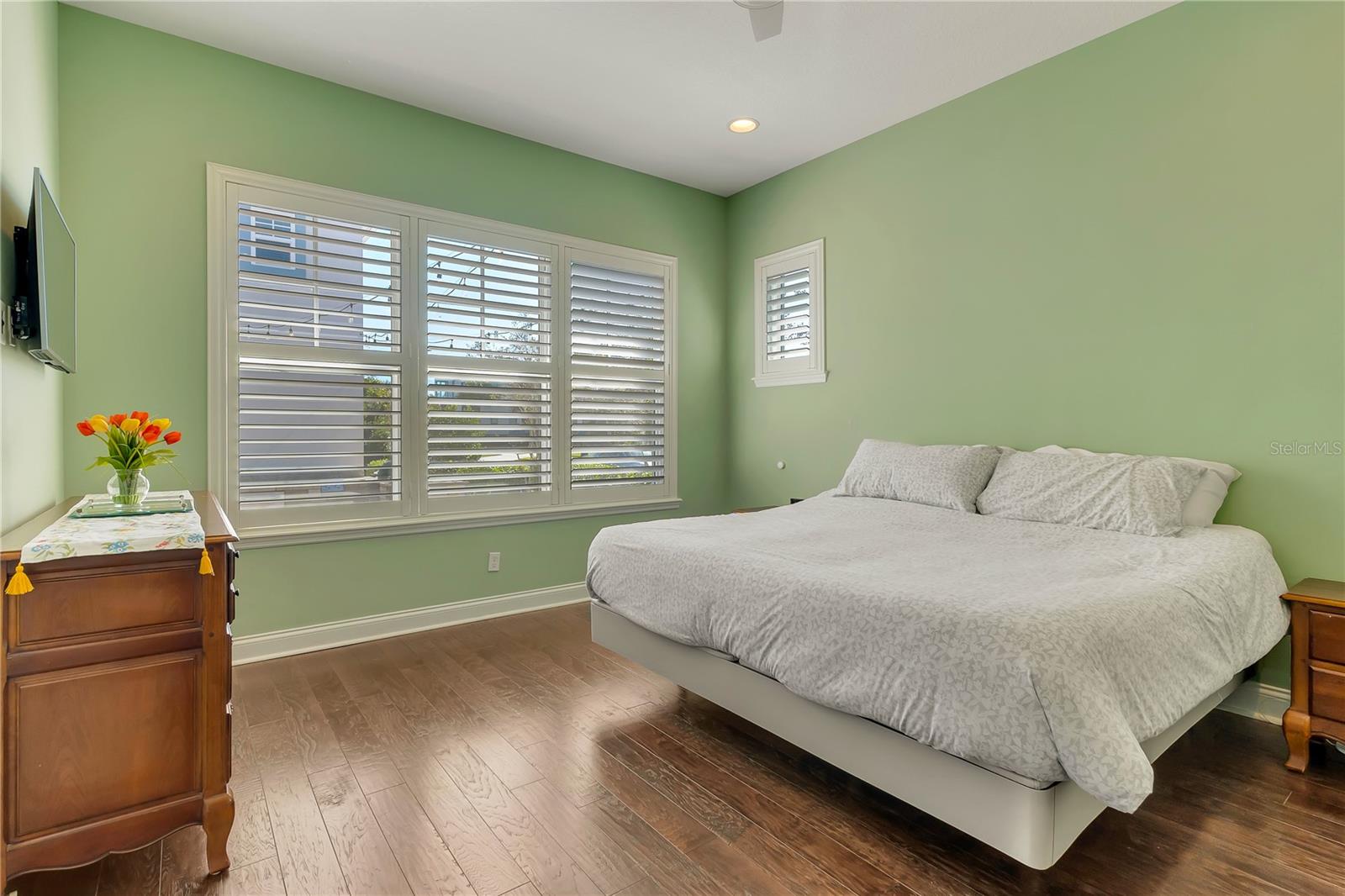 Image 22 of 53 For 14080 Agre Lane