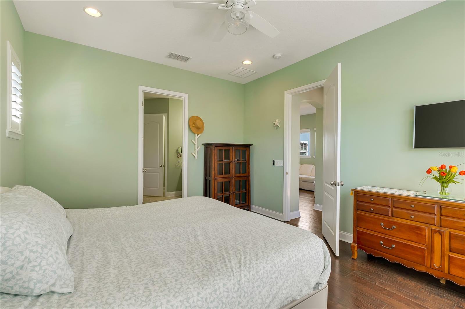 Image 23 of 53 For 14080 Agre Lane