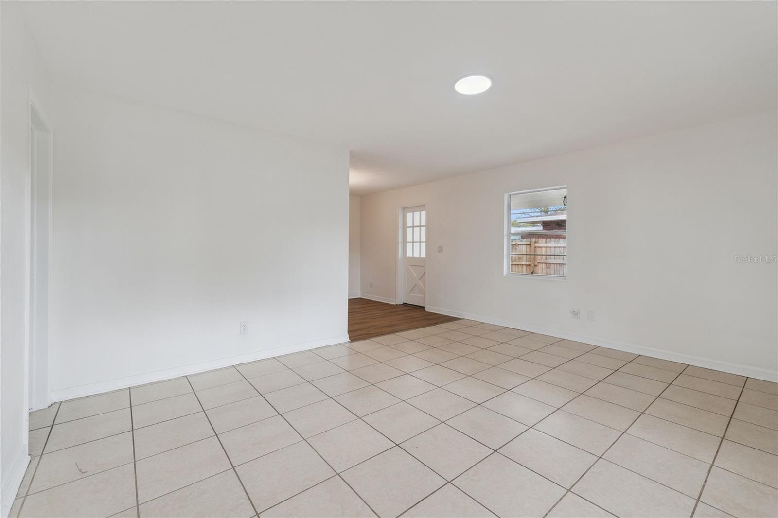 Image 31 of 52 For 1522 Hanson Avenue