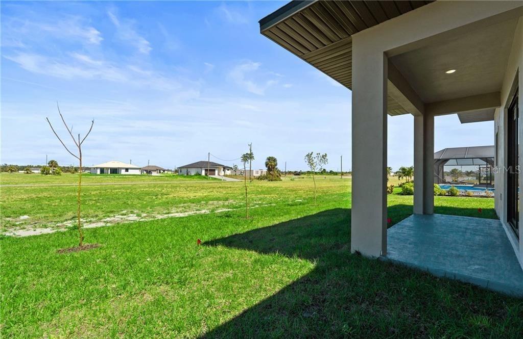 Image 27 of 30 For 3927 40th Terrace