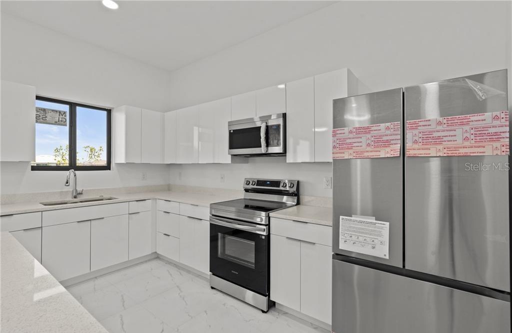 Image 9 of 30 For 3927 40th Terrace