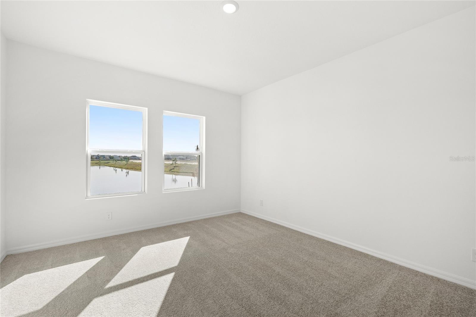 Image 23 of 40 For 2637 Broadwing Street