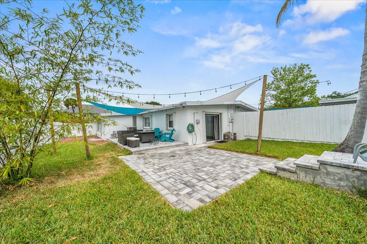 Image 22 of 30 For 215 Jefferson Avenue