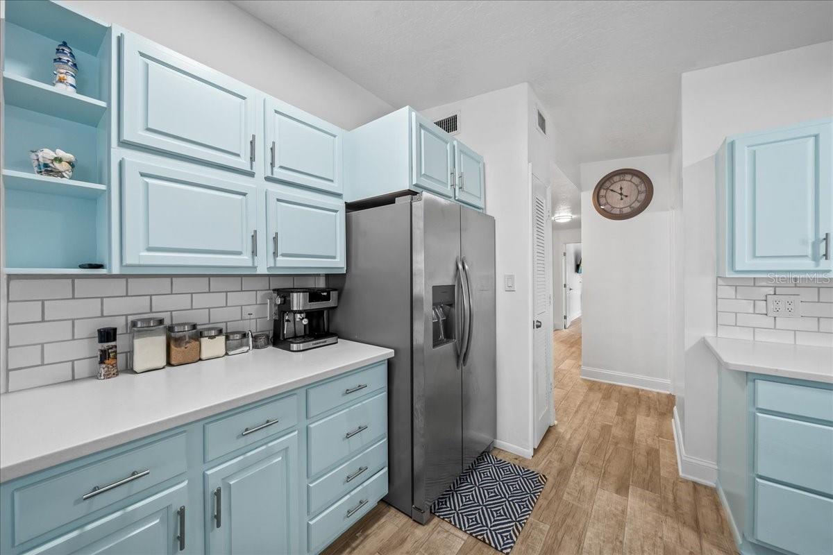 Image 8 of 30 For 215 Jefferson Avenue