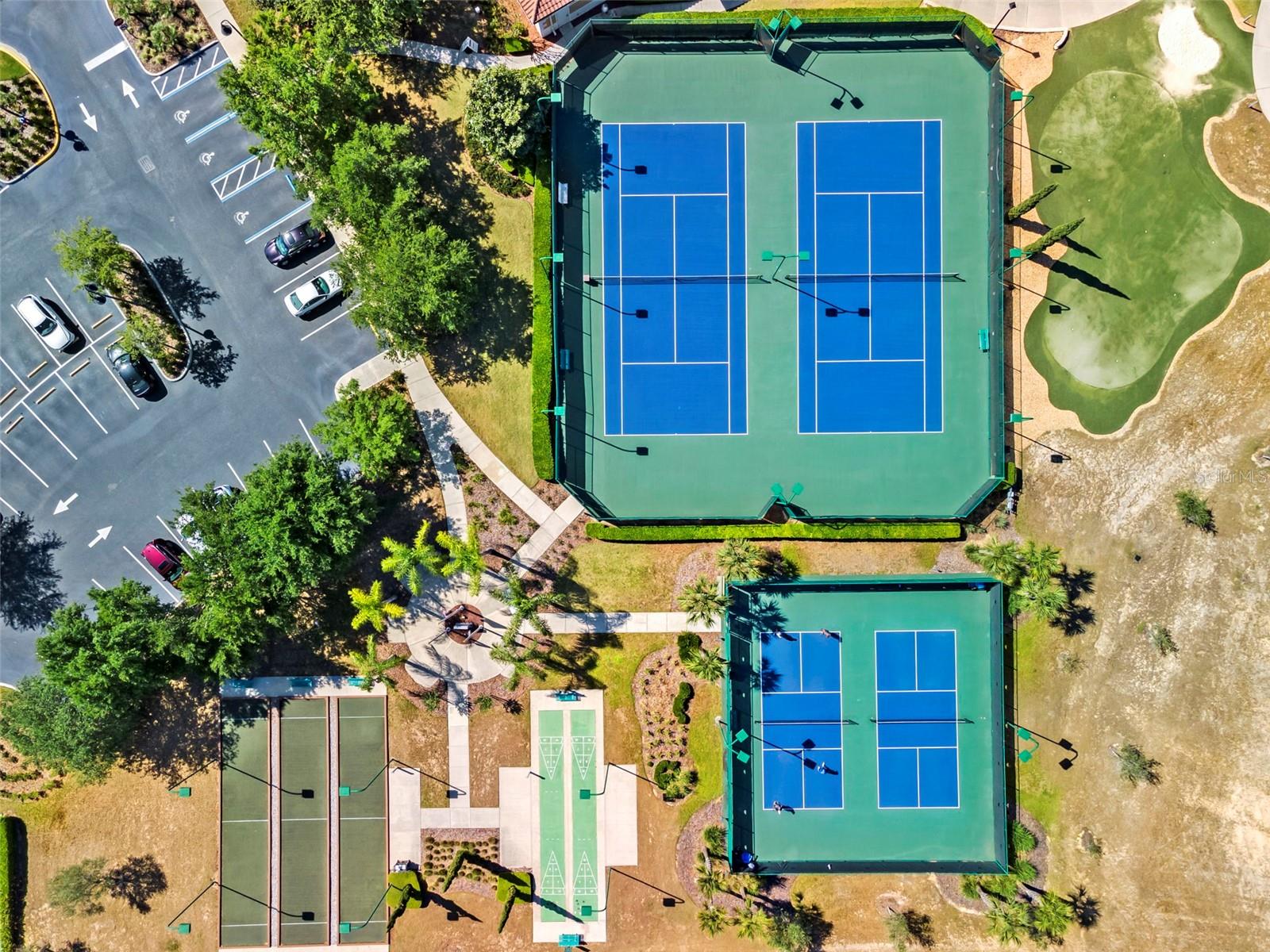 Image 17 of 64 For 3551 Fairwaters Court C