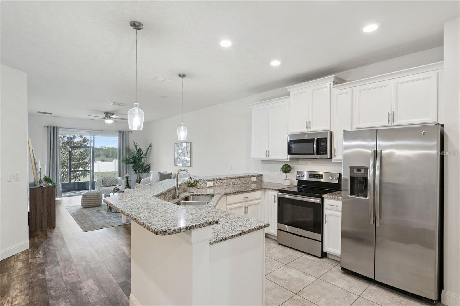 Image 23 of 64 For 3551 Fairwaters Court C