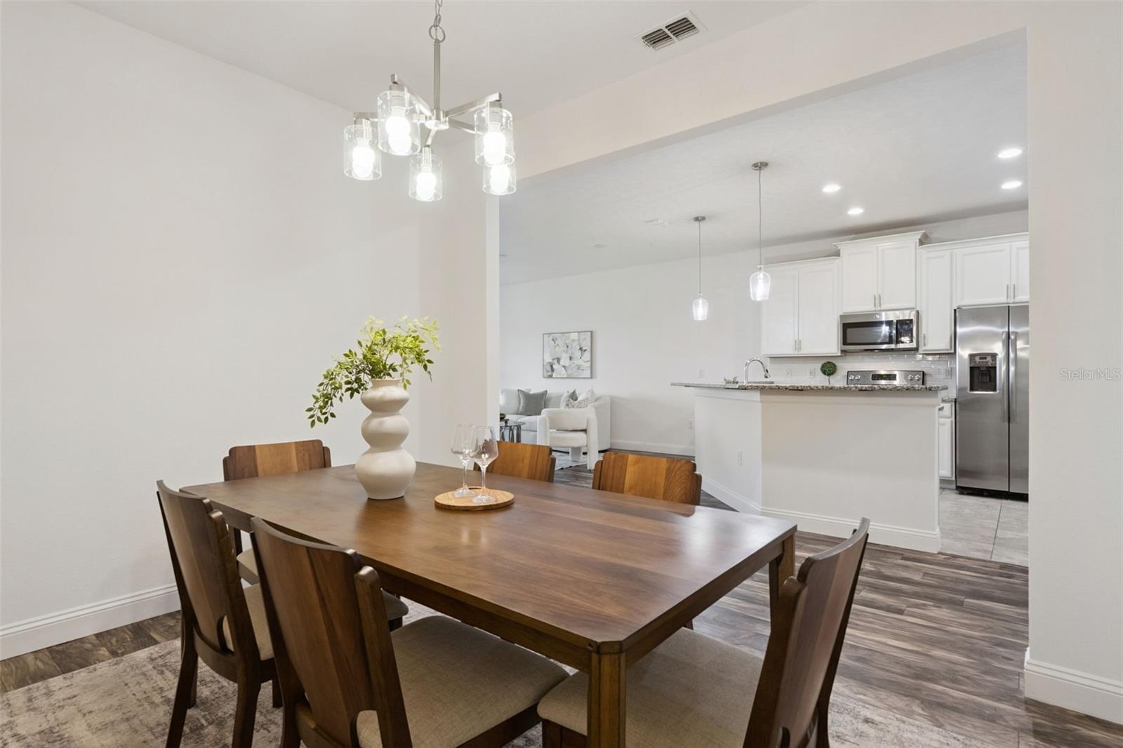 Image 31 of 64 For 3551 Fairwaters Court C