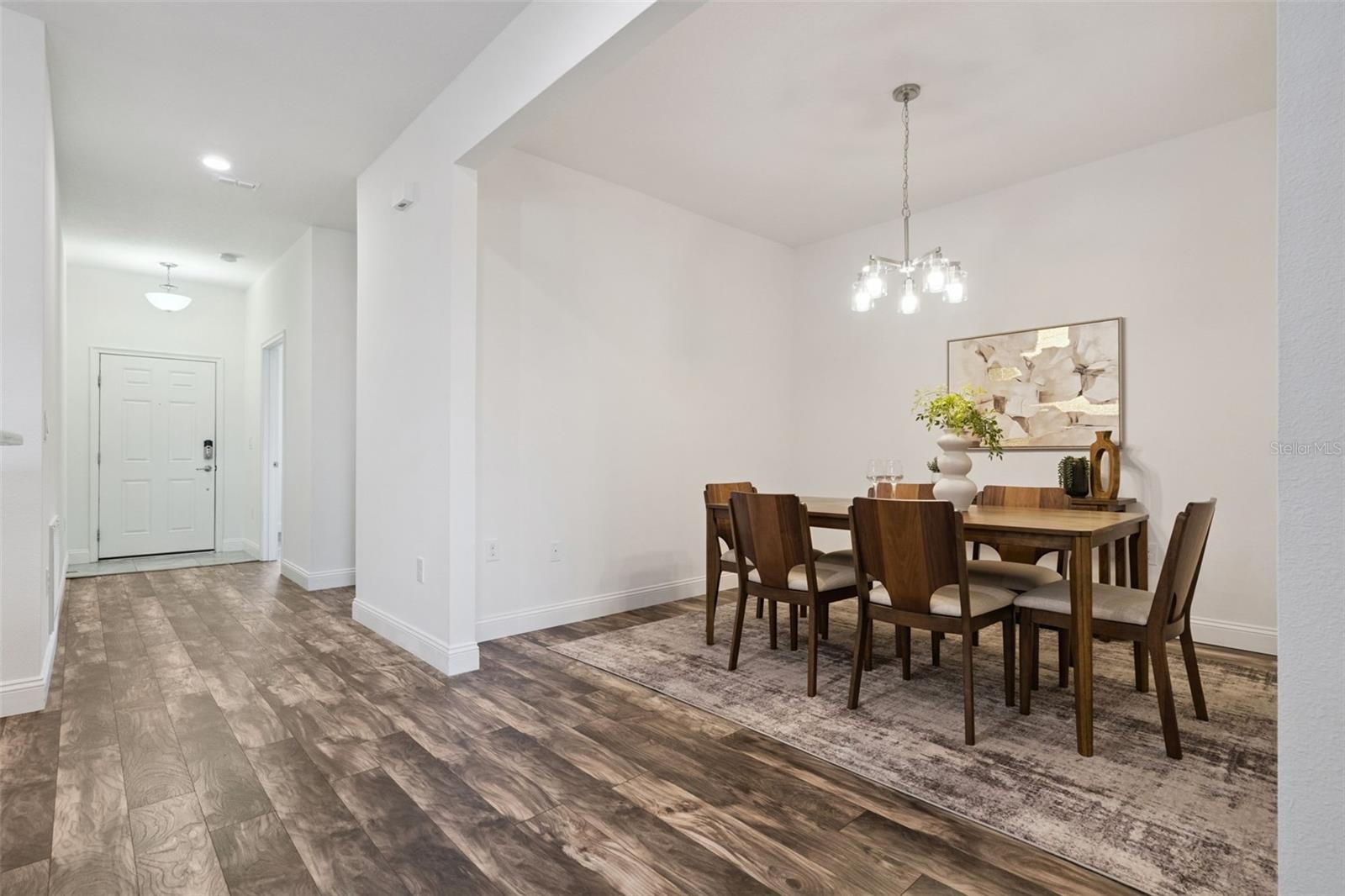 Image 32 of 64 For 3551 Fairwaters Court C