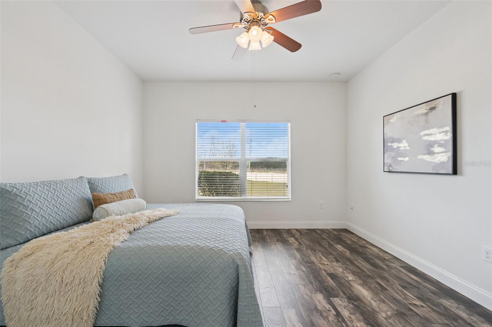 Image 35 of 64 For 3551 Fairwaters Court C