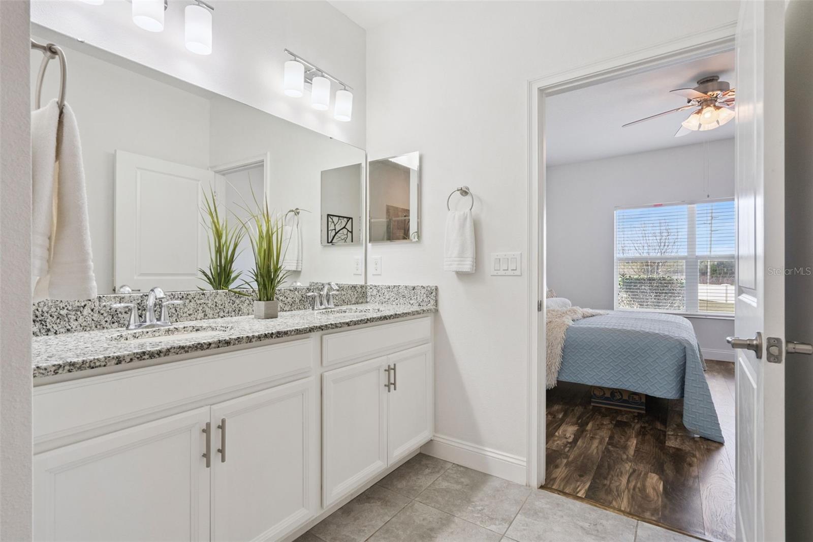 Image 38 of 64 For 3551 Fairwaters Court C