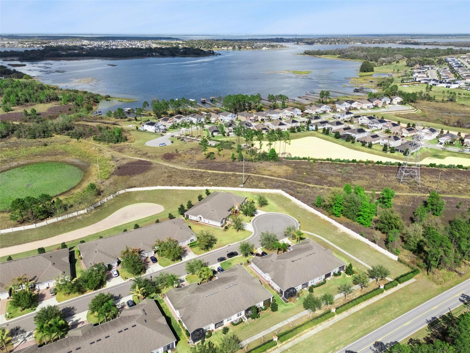 Image 54 of 64 For 3551 Fairwaters Court C