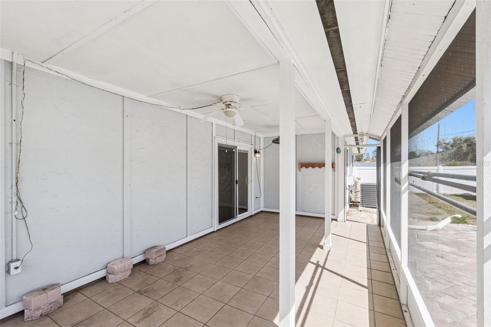 Image 27 of 50 For 478 Oxford Drive