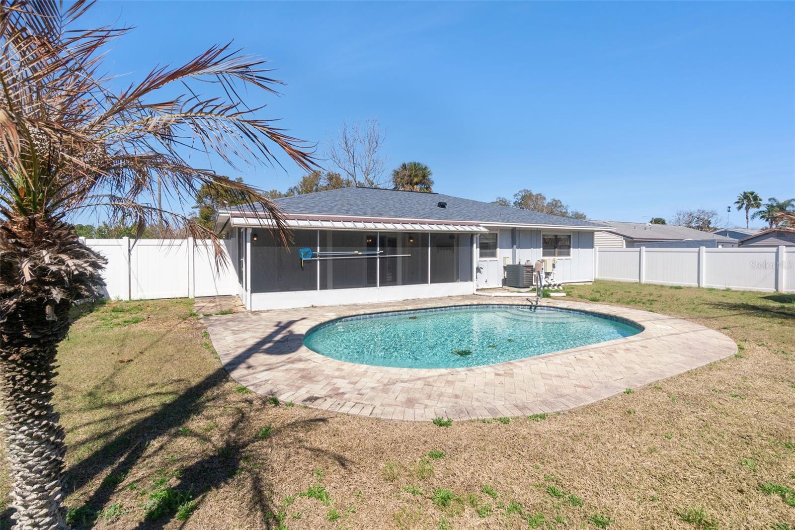 Image 29 of 50 For 478 Oxford Drive