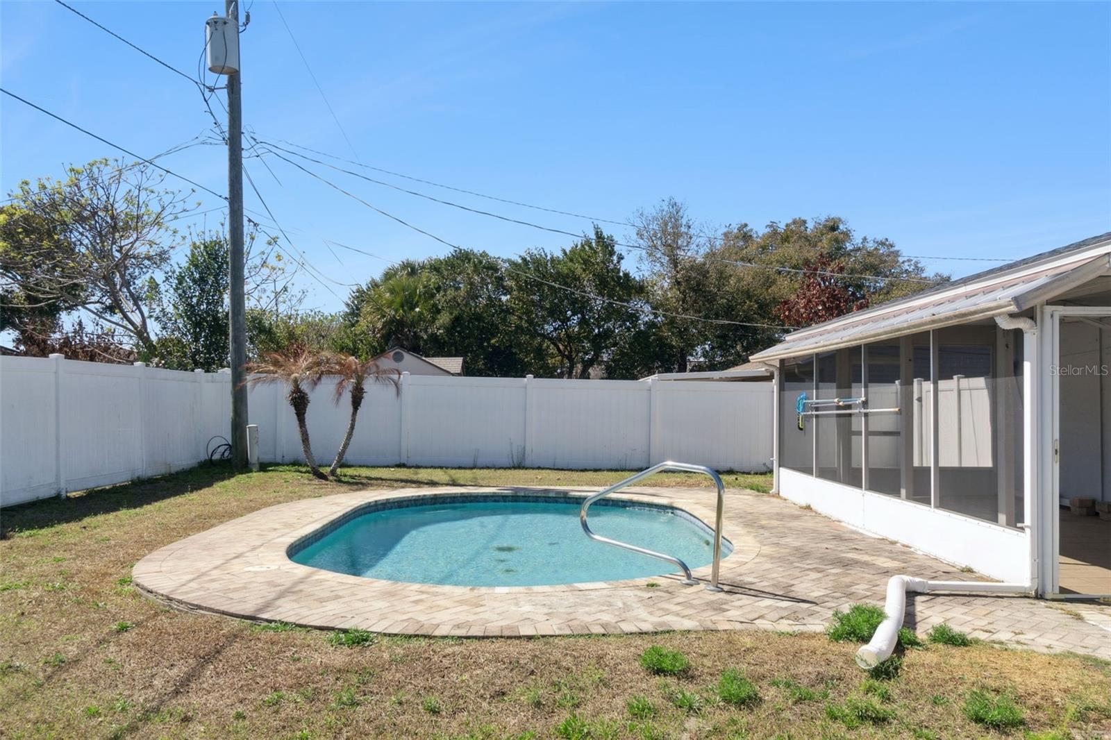 Image 31 of 50 For 478 Oxford Drive