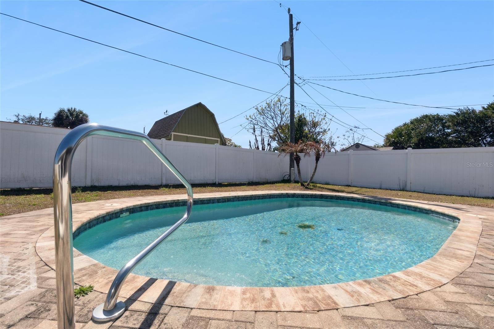 Image 32 of 50 For 478 Oxford Drive