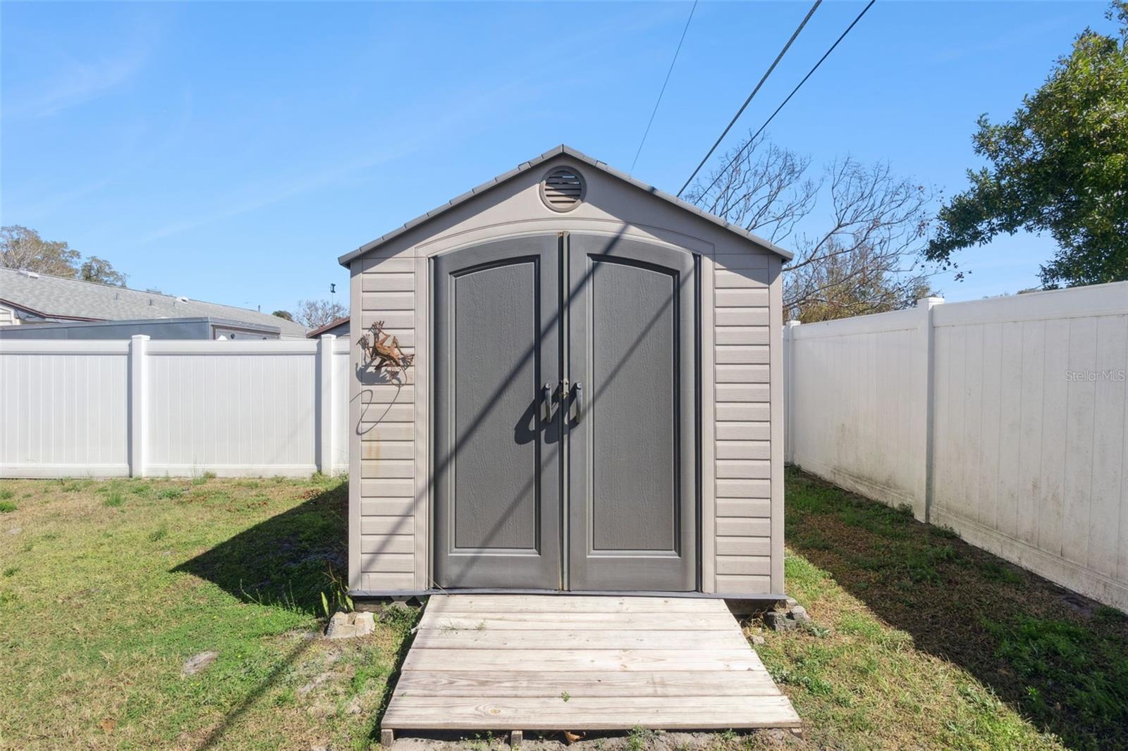 Image 33 of 50 For 478 Oxford Drive