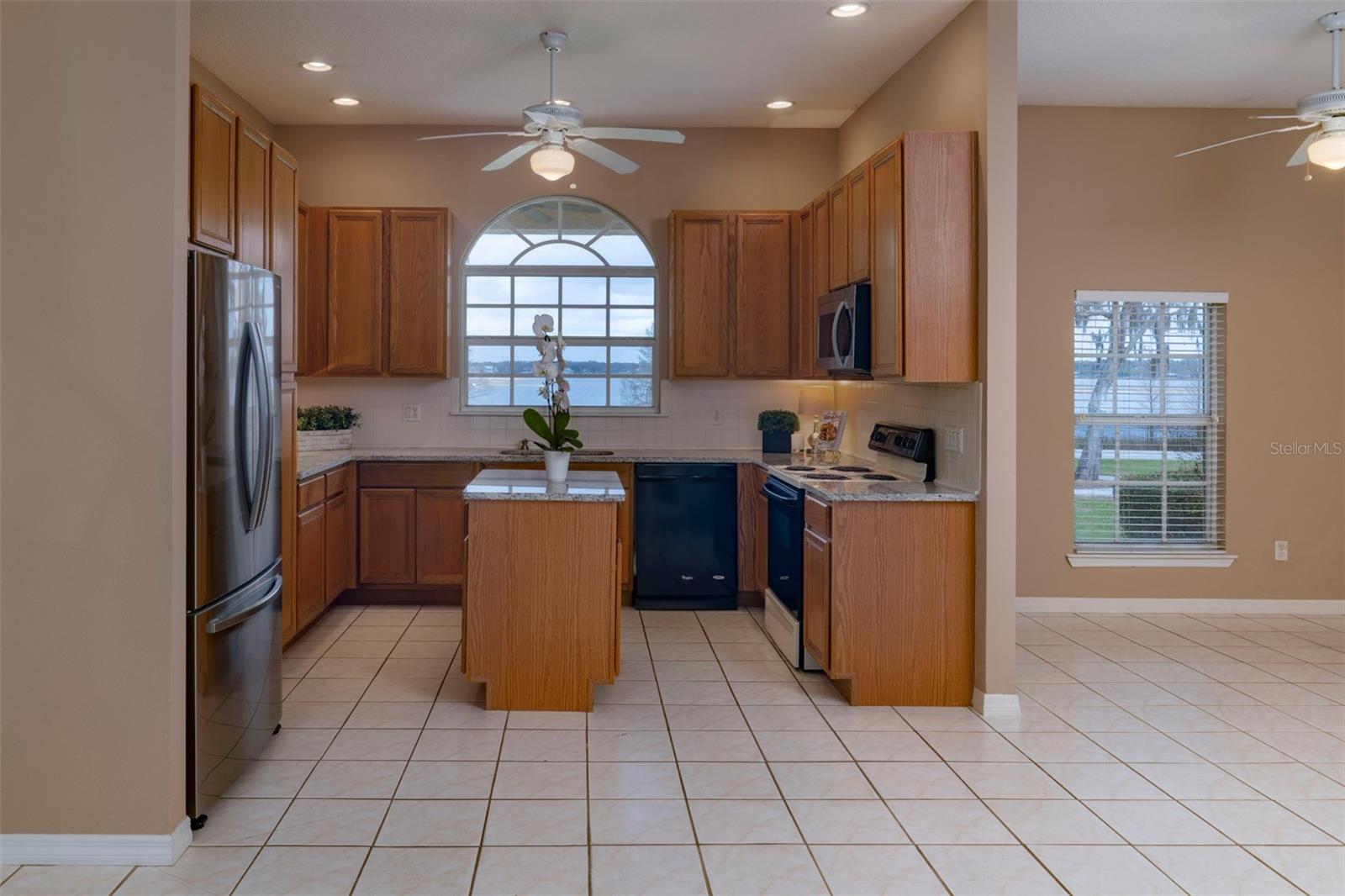 Image 16 of 77 For 414 5th Avenue