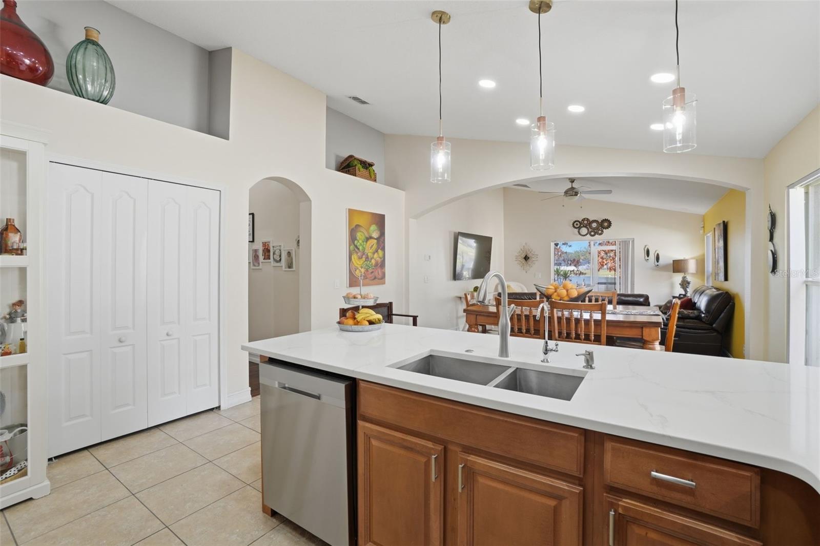 Image 13 of 49 For 16525 Cedar Run Drive