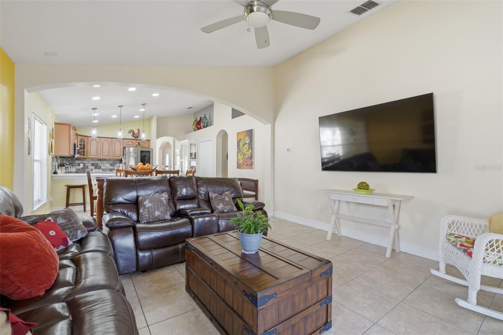 Image 20 of 49 For 16525 Cedar Run Drive