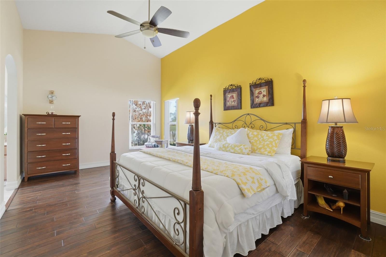 Image 22 of 49 For 16525 Cedar Run Drive